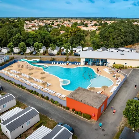 Campsite Camping Maeva Club L'atlantique 4*